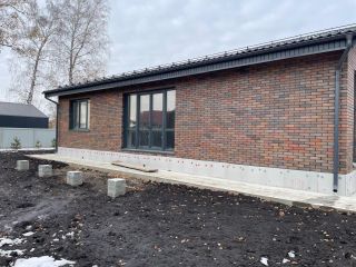 Продам кирпичный коттедж черновая отделка имеется охрана с коммуникациями фото 8 С. Ленинское