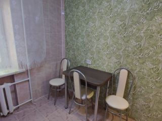 Продам 1 комнатную квартиру с индивидуальным отоплением взрослый собственник в отличном состоянии фото 2 Таганрог