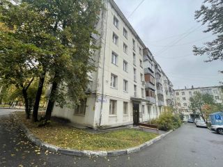 Продам трешку разумный торг в центре города фото Дзержинский