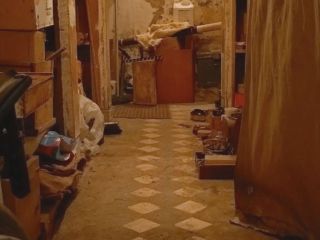 Продаю трехкомнатную квартиру косметический ремонт установлены пластиковые окна в центре города фото 2 Ярославль