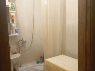 Продаю трехкомнатную квартиру косметический ремонт установлены пластиковые окна в центре города фото 15 Ярославль