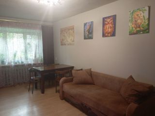 Продаю трехкомнатную квартиру косметический ремонт установлены пластиковые окна в центре города фото 20 Ярославль