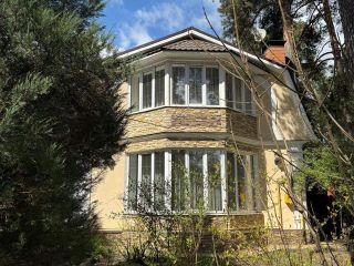 Продаю кирпичный коттедж с коммуникациями взрослый собственник фото 2 Москва