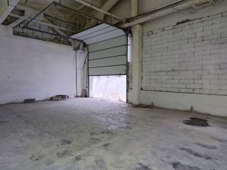 Сдаю складское помещение асфальтная дорога с коммуникациями фото 2 Ижевск