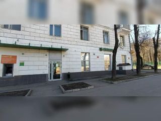 Сдаю помещение под магазин на первой линии фото Москва