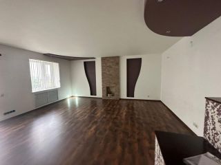 Продам трешку кирпичный фото Анапа