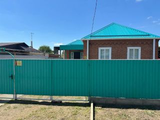 Продается кирпичный дом с коммуникациями фото Краснодар