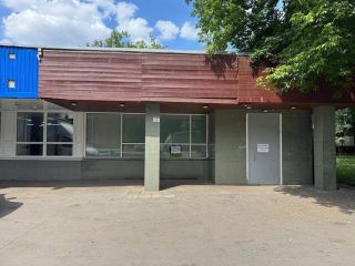 Продам помещение под магазин на первой линии фото Москва