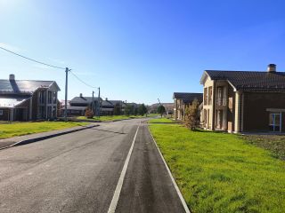 Продам кирпичный коттедж черновая отделка своя скважина с коммуникациями фото 5 КОЛАРОВО