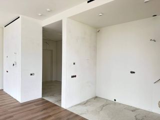 Продаю трешку с мебелью панорамные окна фото 12 Москва