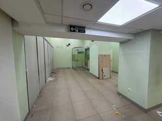 Сдаю помещение под магазин на первой линии фото 6 Москва