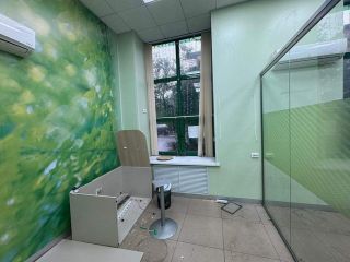 Сдаю помещение под магазин на первой линии фото 9 Москва