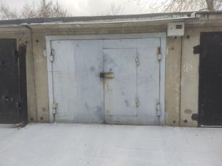 Продаю кирпично-монолитный гараж рядом асфальт есть смотровая яма фото 3 Красноярск