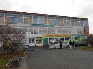 Сдам торговую площадь косметический ремонт в центре города фото Фокино