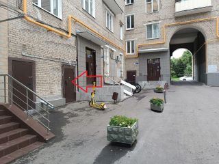 Продаю нежилое помещение отдельный вход свободного назначения фото Москва