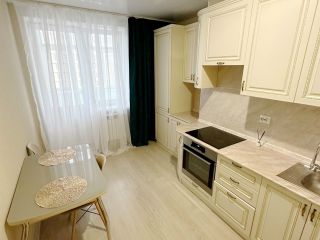 Продаю двухкомнатную квартиру ремонт по западным стандартам взрослый собственник с мебелью фото Ростов-на-Дону