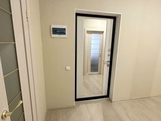 Продаю двухкомнатную квартиру ремонт по западным стандартам взрослый собственник с мебелью фото 6 Ростов-на-Дону