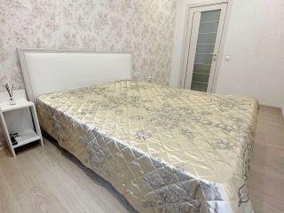 Продаю двухкомнатную квартиру ремонт по западным стандартам взрослый собственник с мебелью фото 8 Ростов-на-Дону