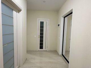 Продаю двухкомнатную квартиру ремонт по западным стандартам взрослый собственник с мебелью фото 10 Ростов-на-Дону