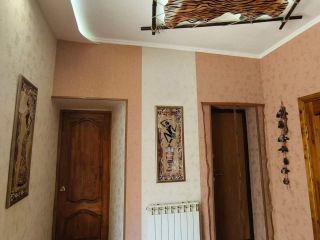 Продаю кирпичный дом с коммуникациями имеется скважина фото 16 Новокубанск