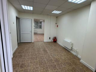 Сдаю нежилое помещение с коммуникациями отдельный вход фото 6 Москва