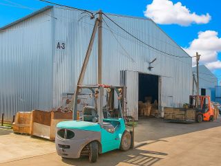 Сдается помещение под склад рядом асфальт видеонаблюдение фото Всеволожск
