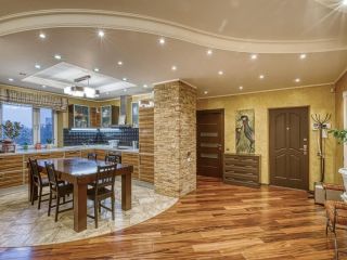 Продается 6 комнатная квартира взрослый собственник фото Москва