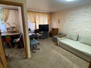 Продаю однокомнатную квартиру косметический ремонт в центре города удобное расположение фото 2 Волгоград