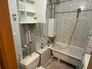 Продаю однокомнатную квартиру косметический ремонт в центре города удобное расположение фото 8 Волгоград