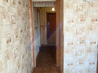 Продам однушку установлены натяжные потолки чистый подъезд фото 8 Томск