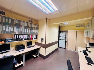 Продаю нежилое помещение с коммуникациями с мебелью фото 2 Москва