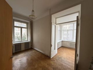 Продам 4 комнатную квартиру разумный торг требуется ремонт фото 8 Москва