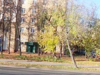 Сдам помещение под магазин на первой линии фото Москва