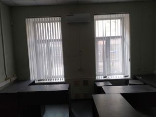 Продаю помещение свободного назначения с коммуникациями отдельный вход фото 2 Москва