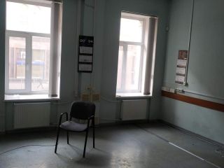 Продаю нежилое помещение отдельный вход с коммуникациями фото Москва