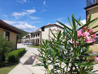 Продается кирпичный коттедж внутри города подключена канализация фото 10 Сочи