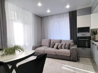 Продаю 2 комнатную квартиру евроремонт имеется охрана взрослый собственник фото Краснодар