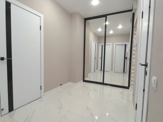 Продаю 2 комнатную квартиру евроремонт имеется охрана взрослый собственник фото 9 Краснодар