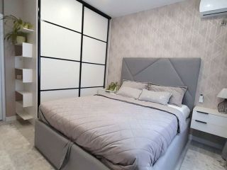 Продаю 2 комнатную квартиру евроремонт имеется охрана взрослый собственник фото 12 Краснодар