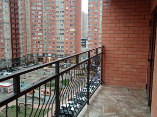 Продаю 2 комнатную квартиру евроремонт имеется охрана взрослый собственник фото 16 Краснодар