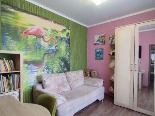 Продам 2 комнатную квартиру ремонт по авторскому проекту в центре города кирпичный фото 13 Омск