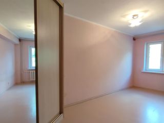 Продается четырехкомнатная квартира косметический ремонт взрослый собственник пластиковые окна фото 6 Омск