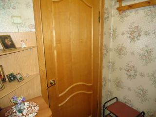 Продаю 2 комнатную квартиру косметический ремонт установлены пластиковые окна новые трубы фото 10 Саратов