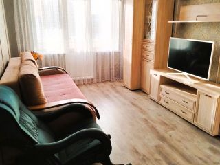 Продаю двушку ремонт по западным стандартам удобное расположение с мебелью фото Магнитогорск