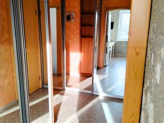 Продаю двушку ремонт по западным стандартам удобное расположение с мебелью фото 14 Магнитогорск