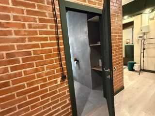 Продам помещение свободного назначения свободного назначения имеется круглосуточная охрана фото 9 Москва