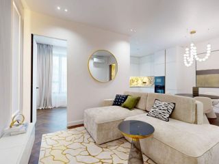 Продам трешку срочно имеется охрана фото Москва