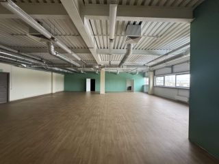 Сдаю офис имеется круглосуточная охрана фото Москва