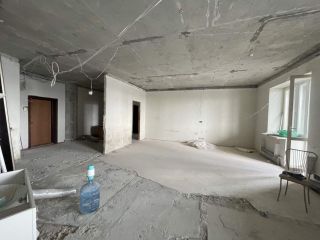 Продаю 2 комнатную квартиру имеется охрана имеется баня фото Москва