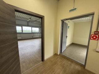 Сдам офис имеется круглосуточная охрана свободного назначения фото Москва